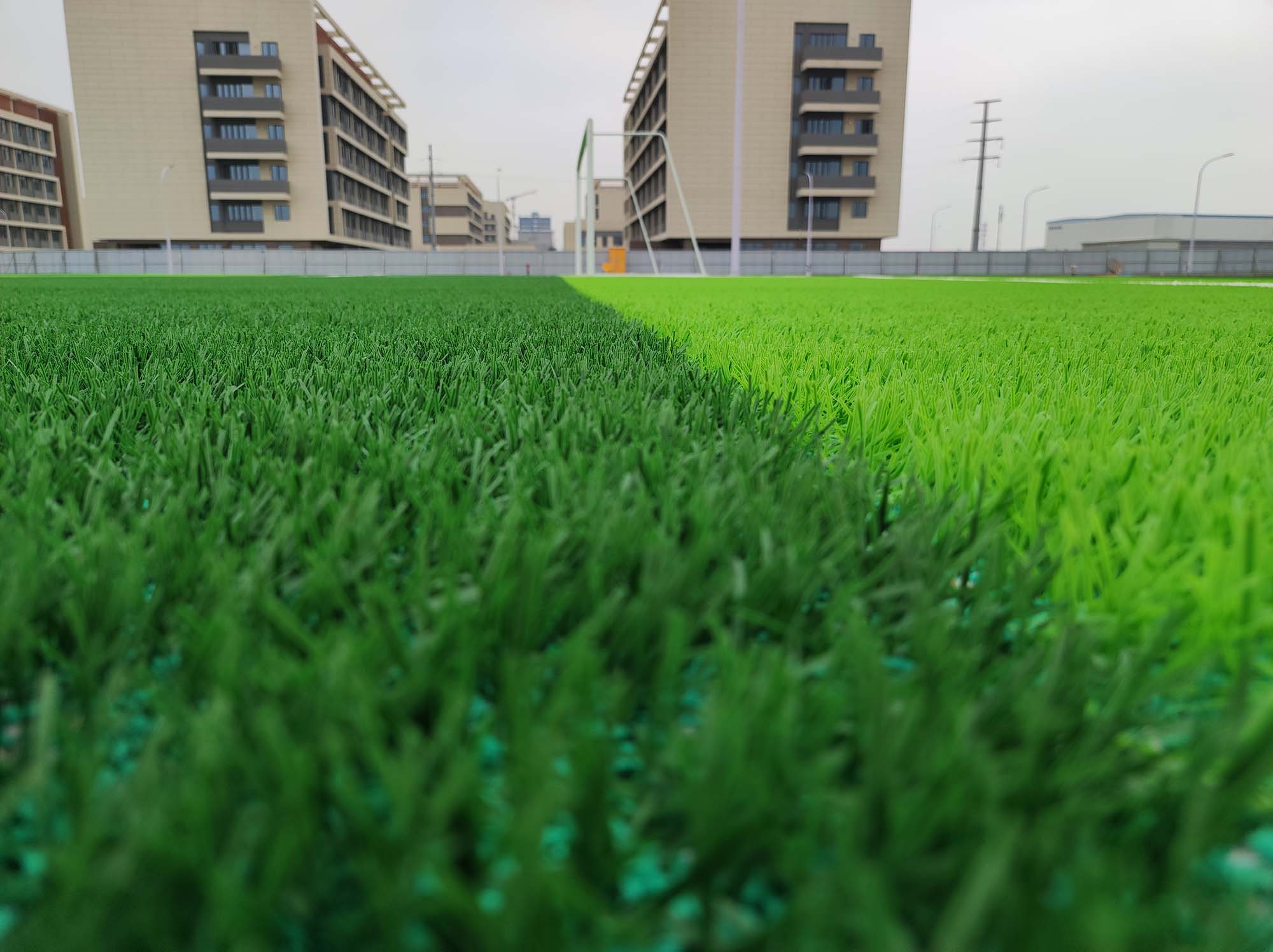 临桂足球场人造草坪